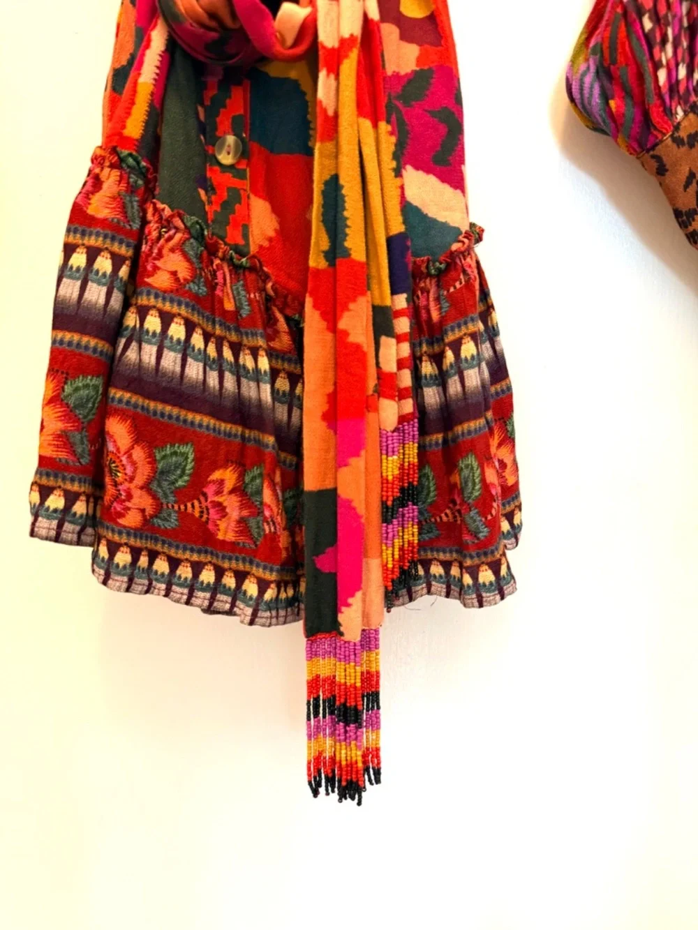 Vibrant, eclectic Farm Rio dress (M) - Picture 2 of 8